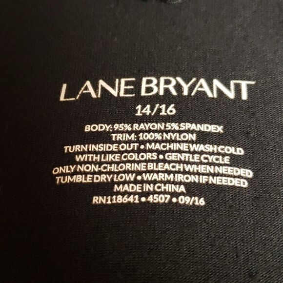 🌹LACE V-NECK BLACK TOP by LANE BRYANT sz 14-16 - Picture 5 of 5